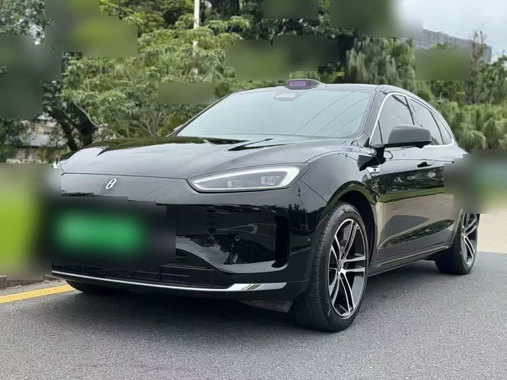 2025 AITO Wenjie AITO M5 front exterior