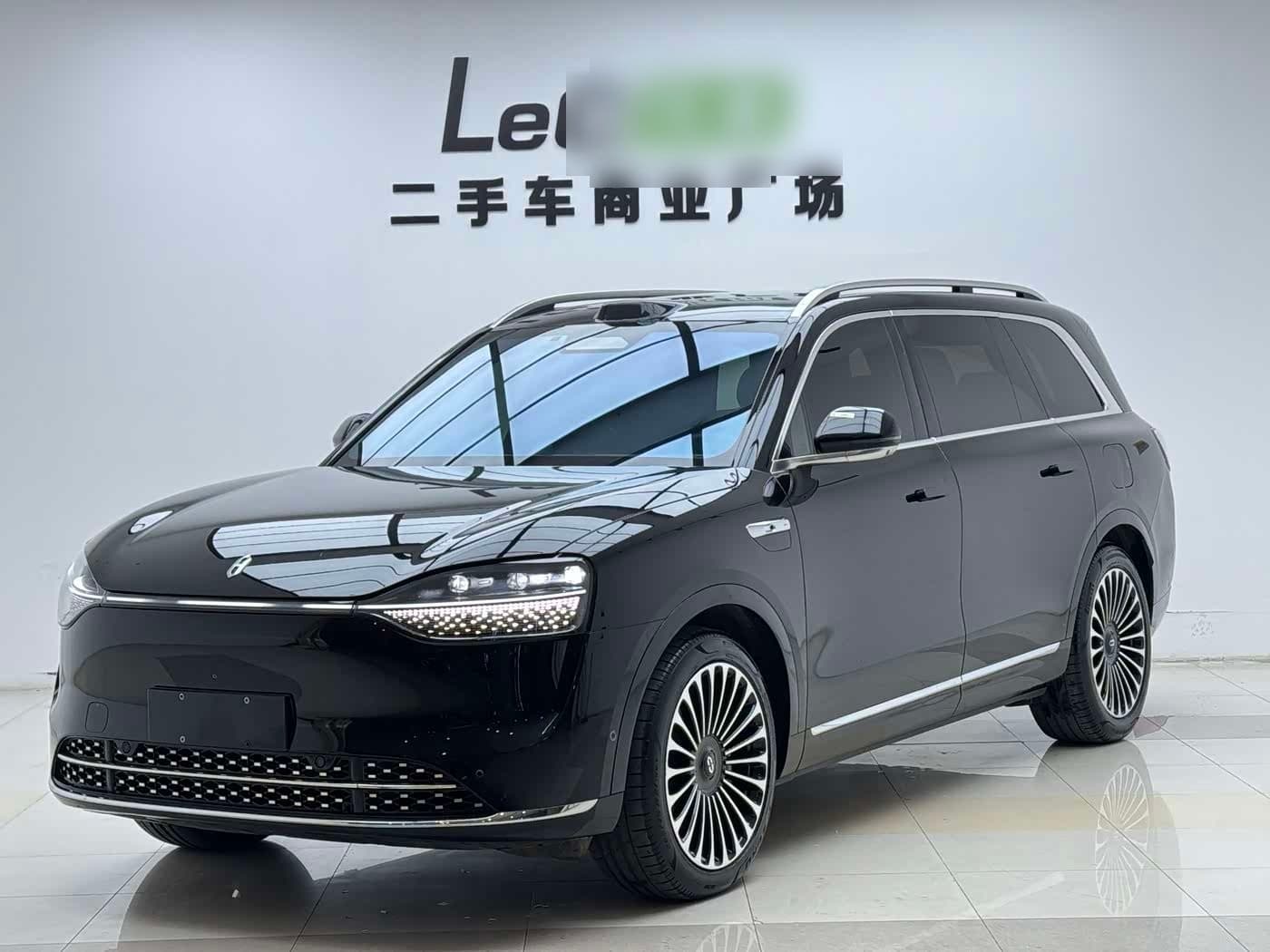 2023 AITO Wenjie AITO M9 front exterior