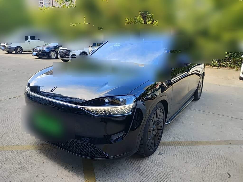 2025 AITO Wenjie AITO M9 front exterior