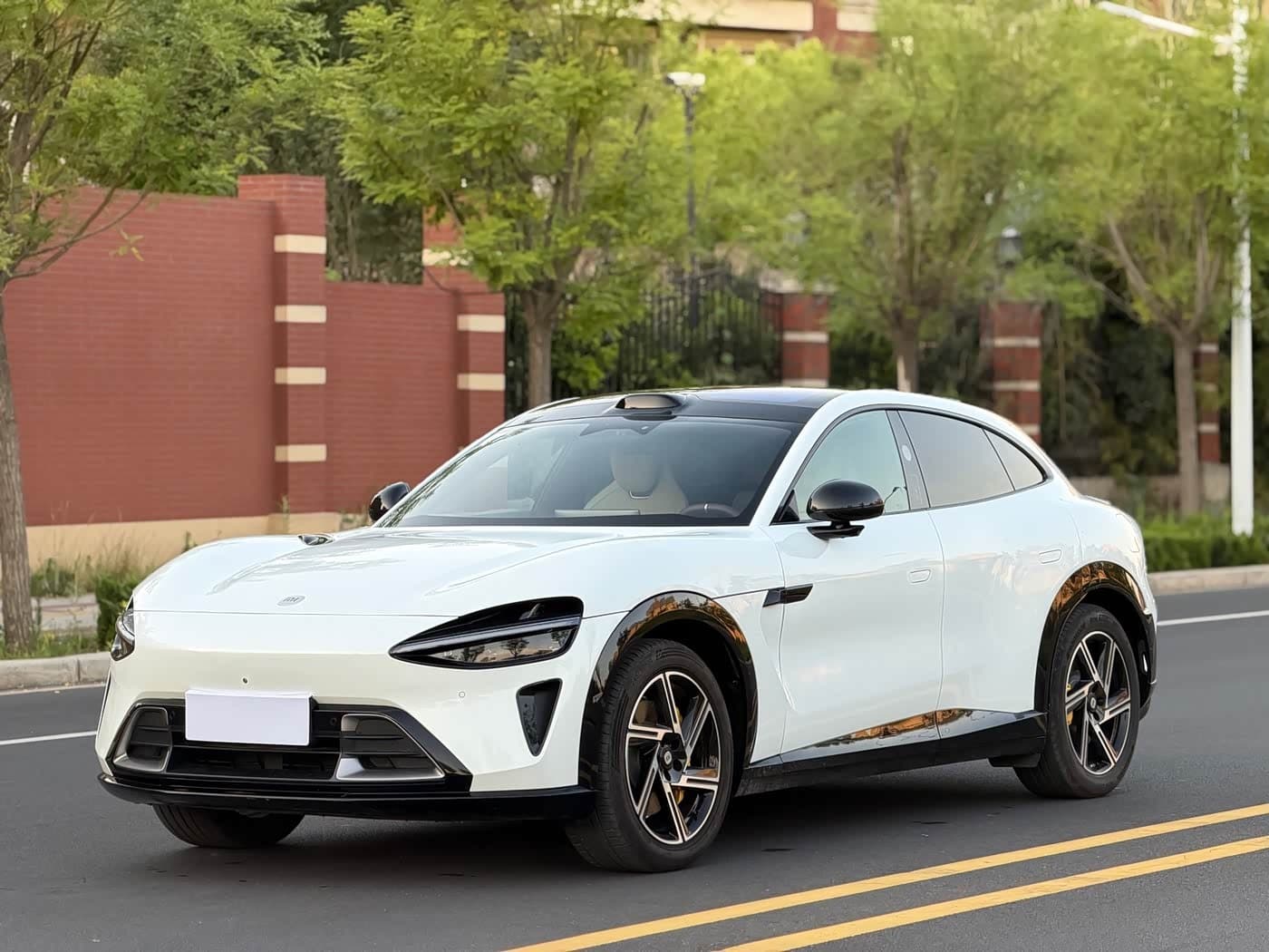 2025 Xiaomi Auto Xiaomi YU7 front exterior