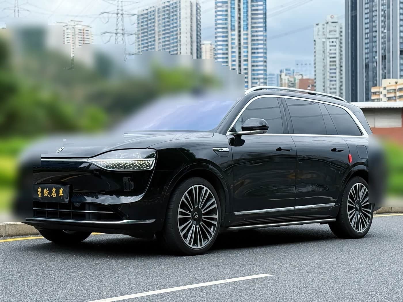 2023 AITO Wenjie AITO M9 front exterior
