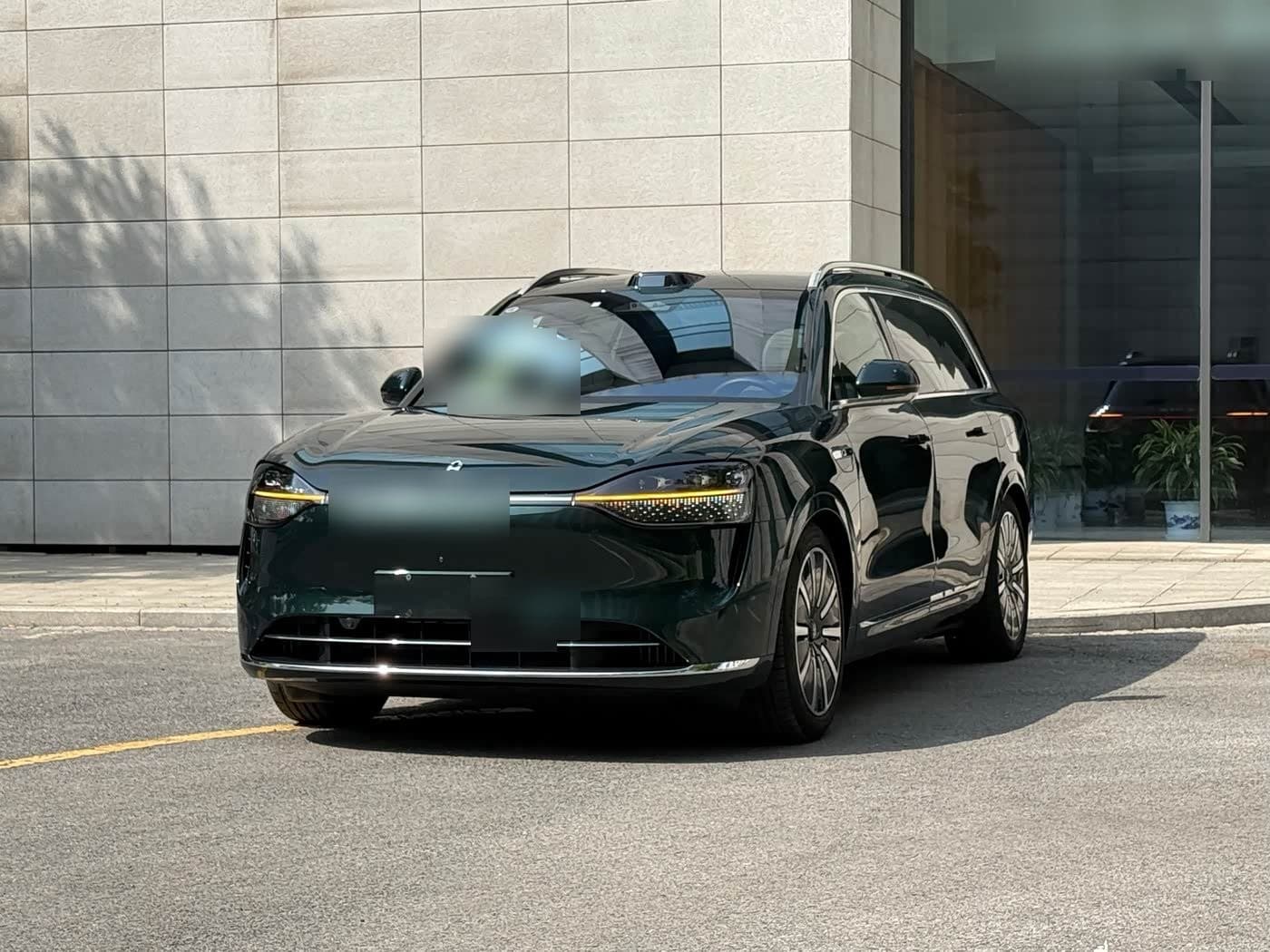 2023 AITO Wenjie AITO M9 front exterior