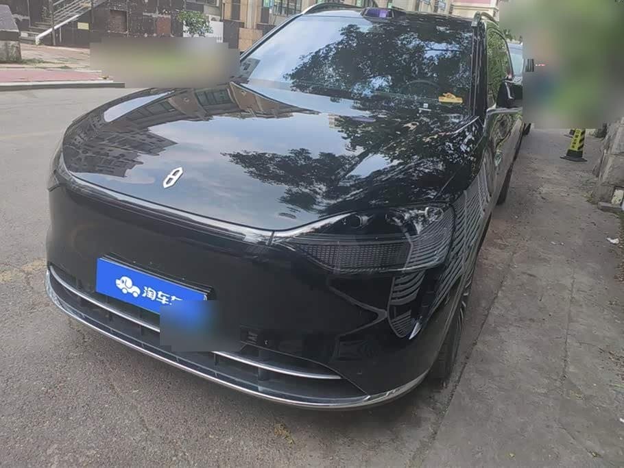 2025 AITO Wenjie AITO M9 front exterior