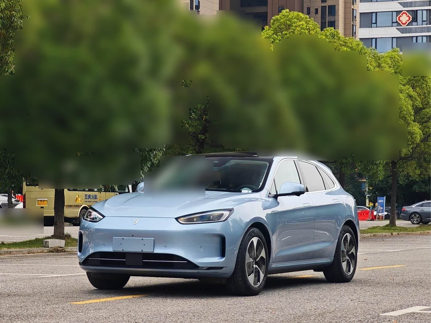 2022 AITO Wenjie AITO M5 front exterior