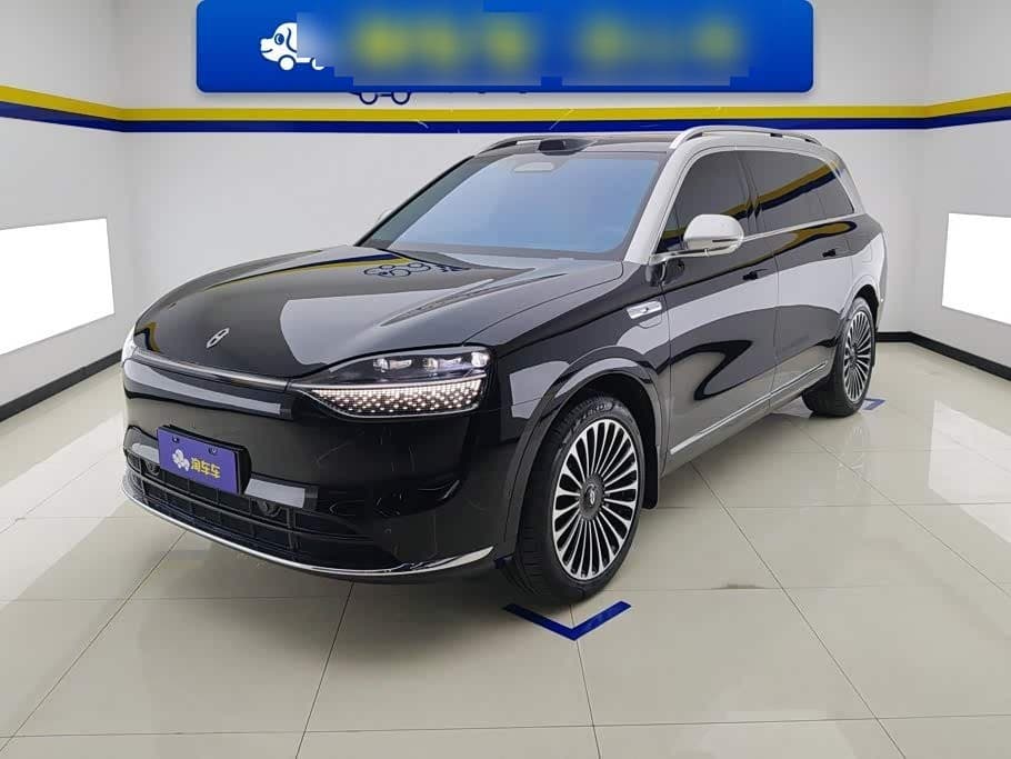 2023 AITO Wenjie AITO M9 front exterior