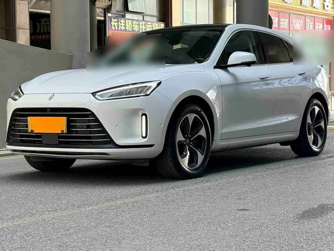 2022 AITO Wenjie AITO M5 front exterior