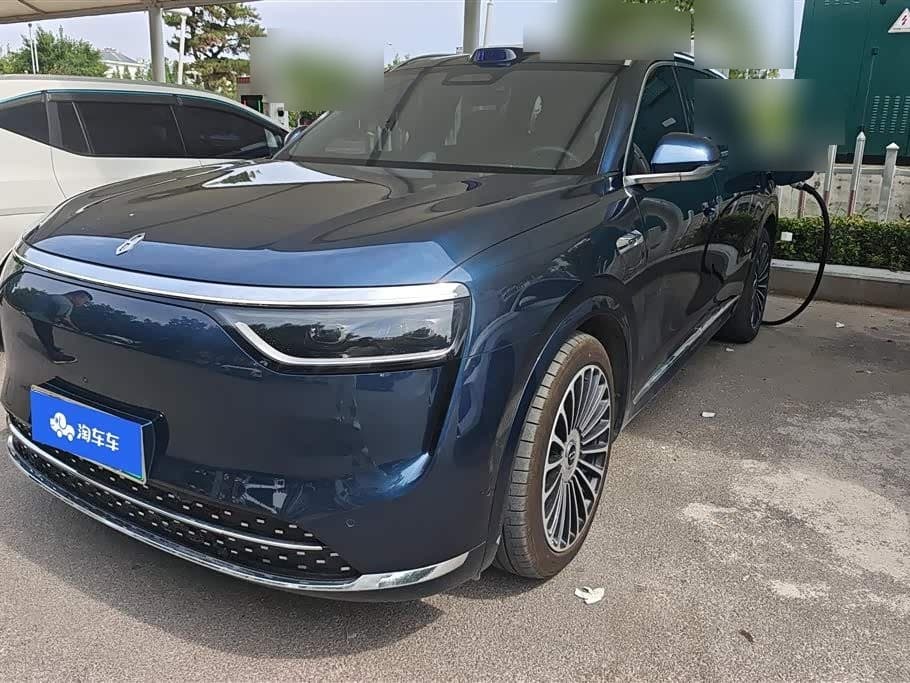 2025 AITO Wenjie AITO M8 front exterior