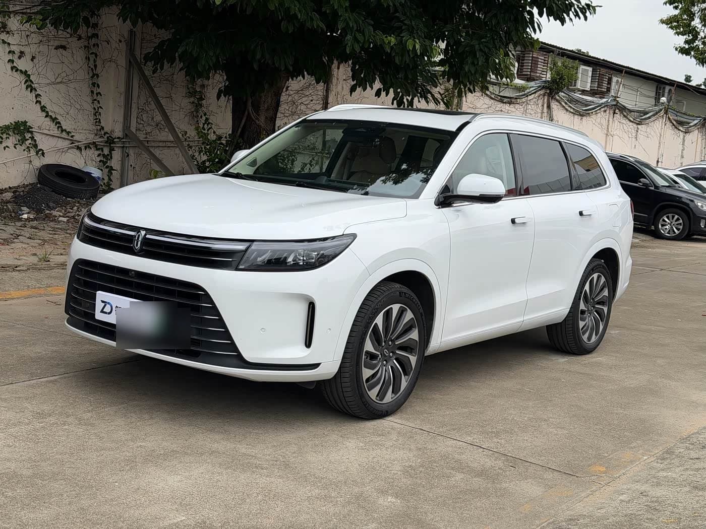 2022 AITO Wenjie AITO M7 front exterior