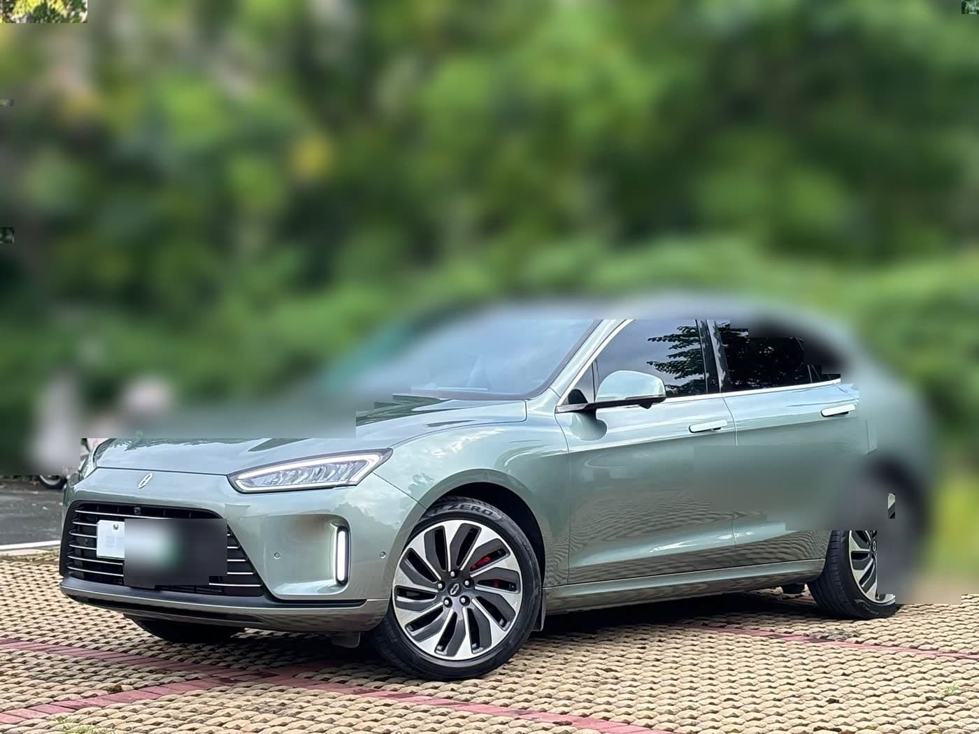 2022 AITO Wenjie AITO M5 front exterior