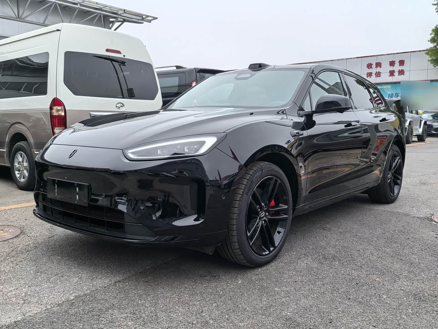 2024 AITO Wenjie AITO M5 front exterior