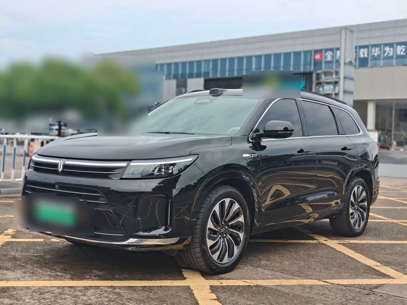 2023 AITO Wenjie AITO M7 front exterior