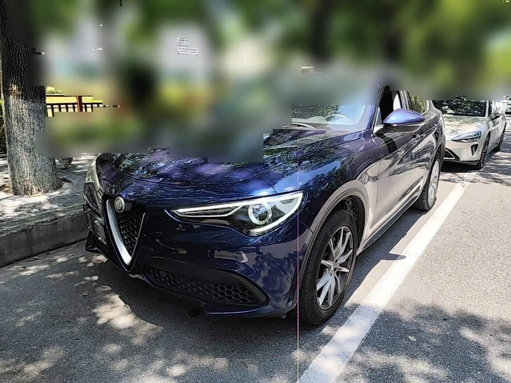2017 Alfa Romeo Stelvio front exterior
