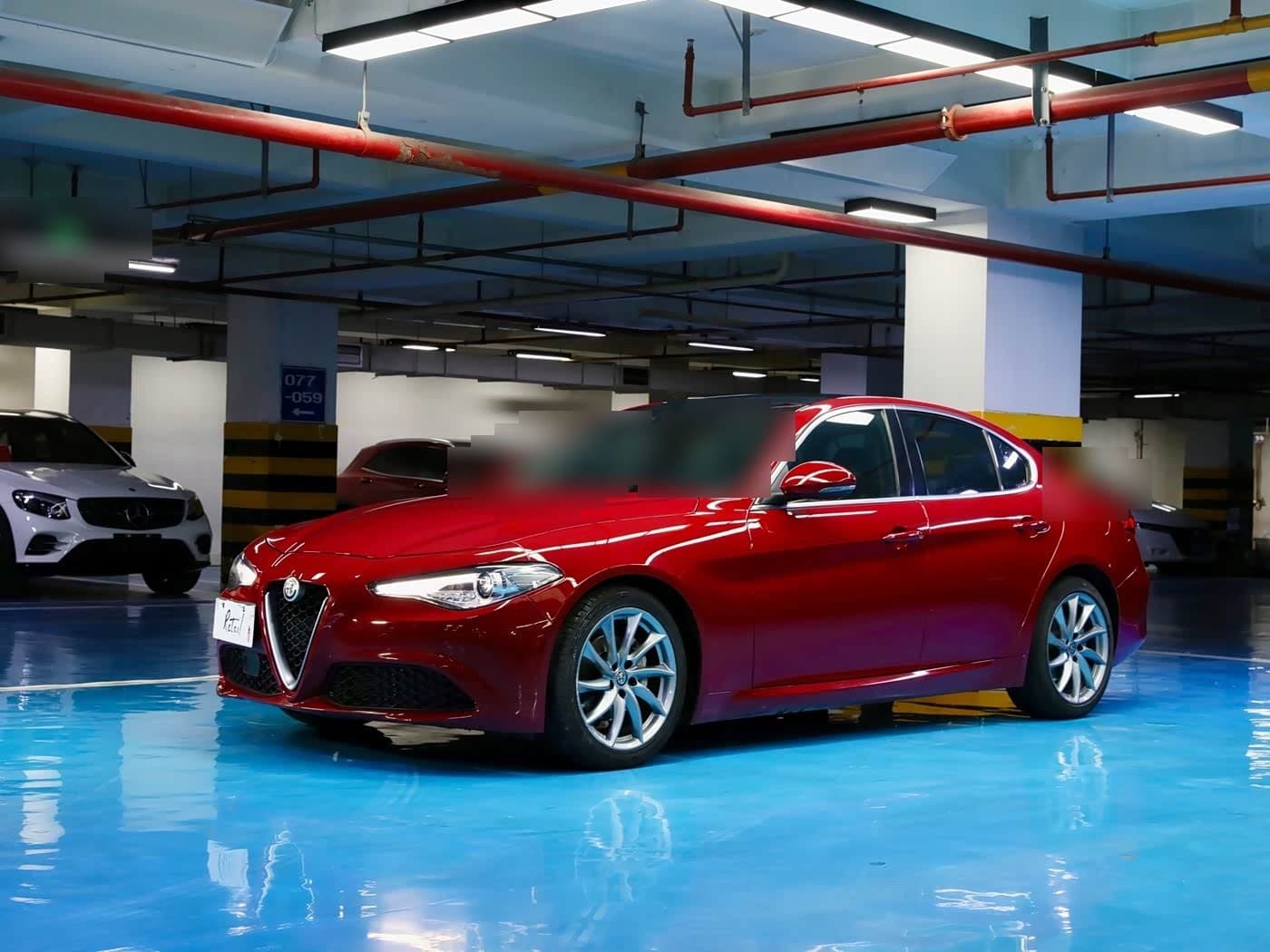 2017 Alfa Romeo Giulia front exterior