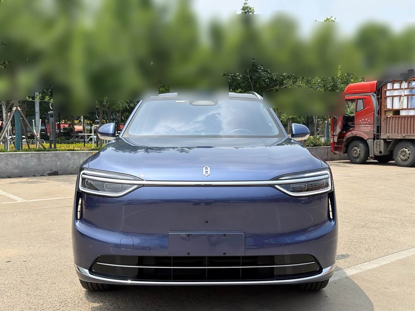 2025 AITO Wenjie AITO M7 front exterior