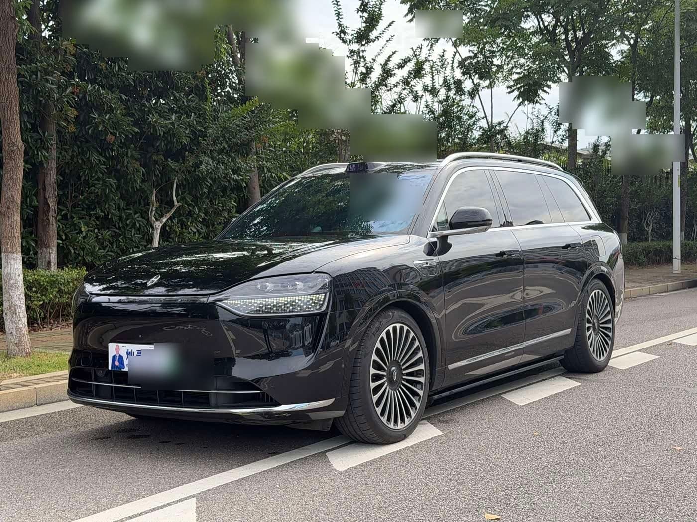 2023 AITO Wenjie AITO M9 front exterior