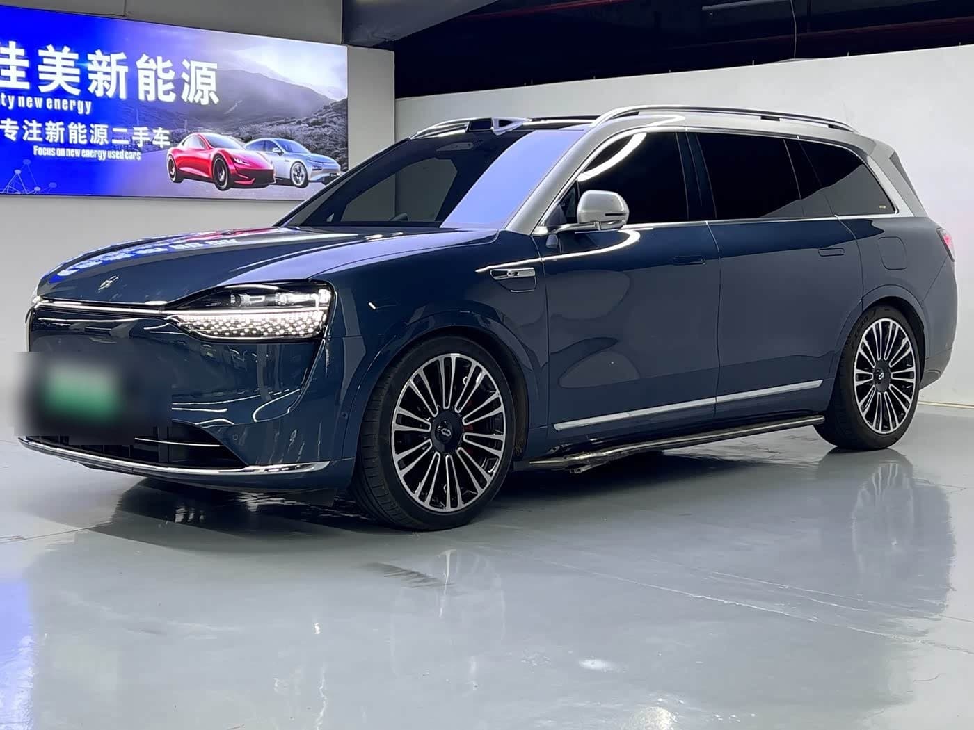 2023 AITO Wenjie AITO M9 front exterior