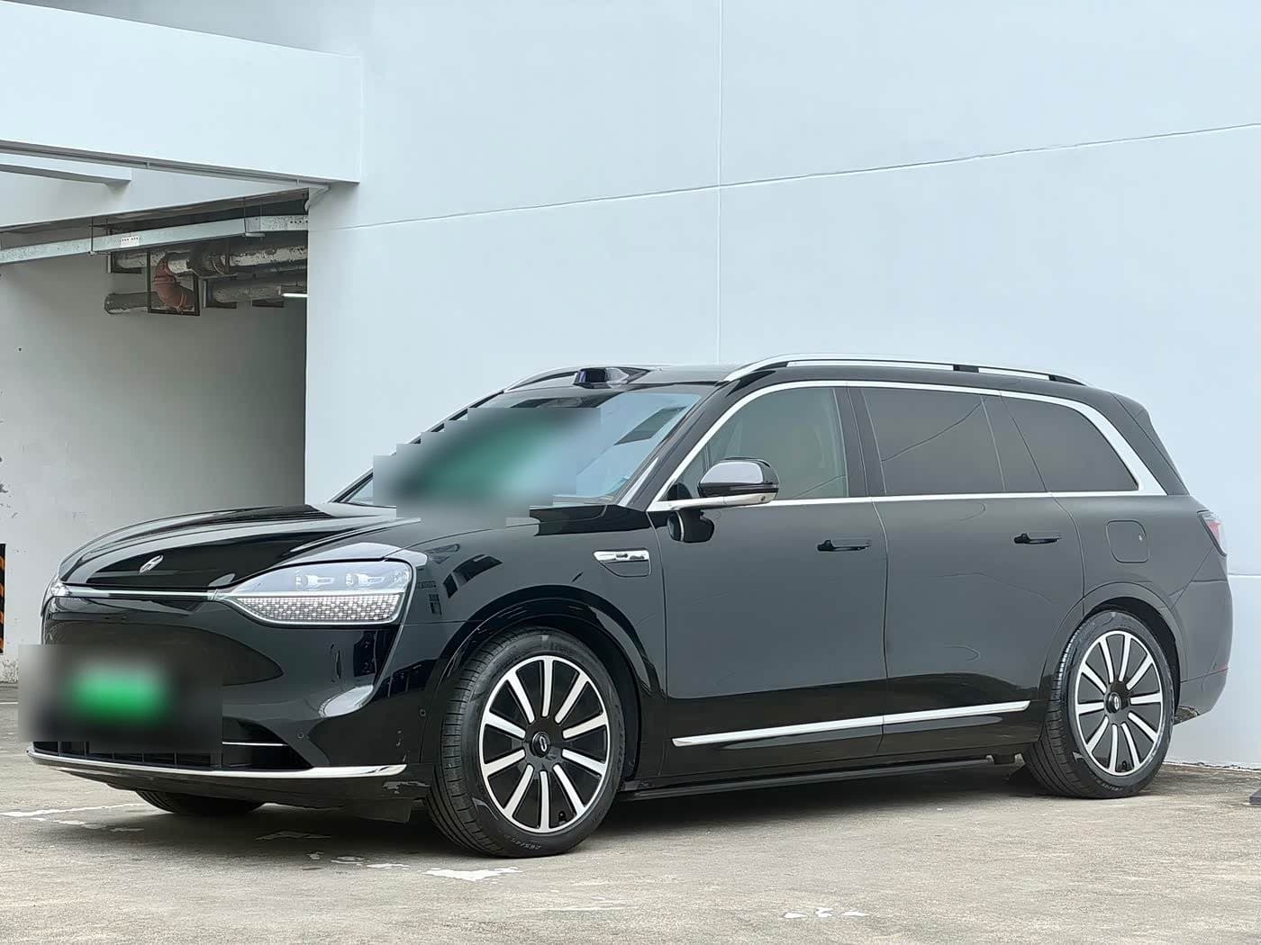 2023 AITO Wenjie AITO M9 front exterior