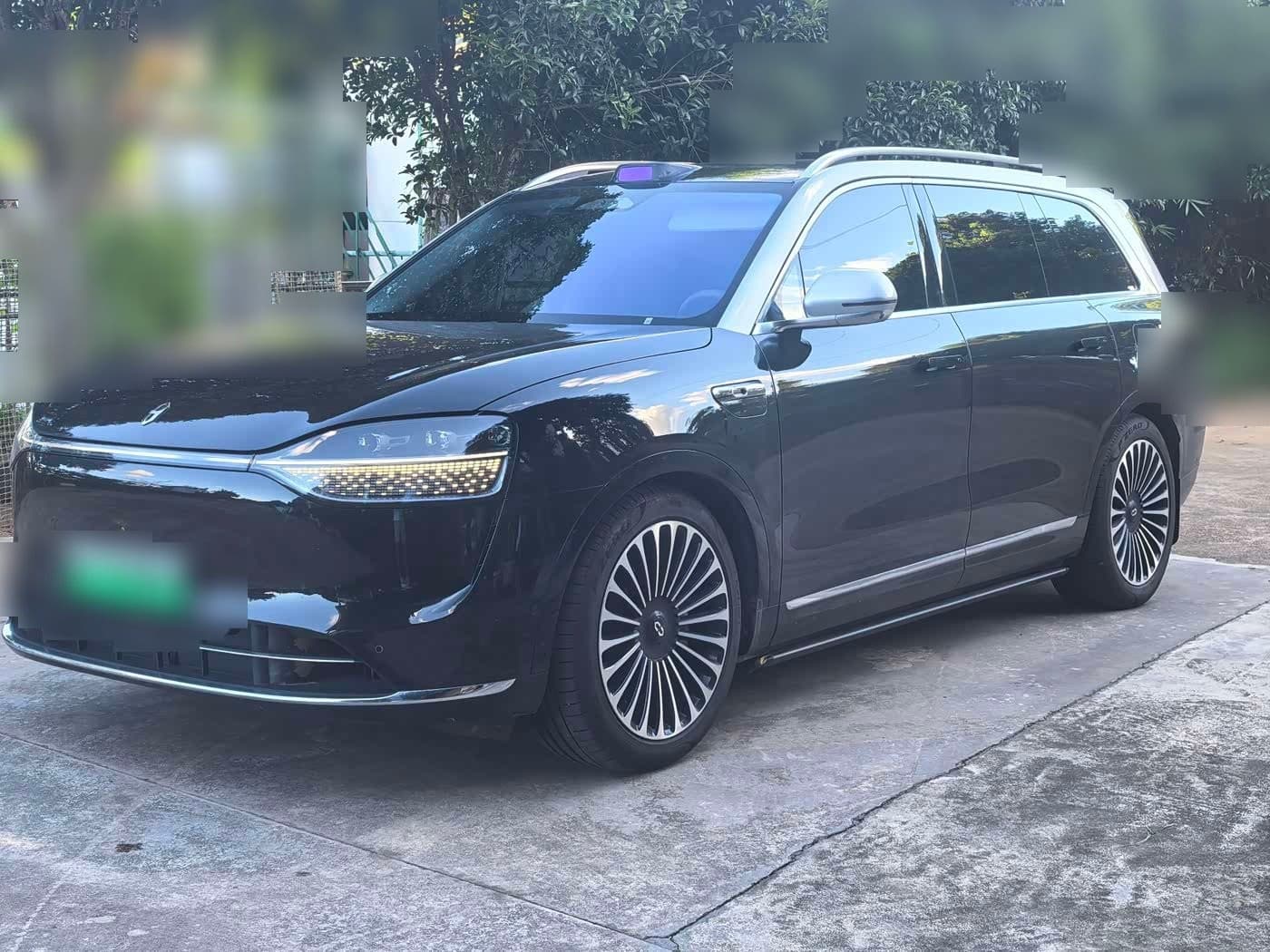 2023 AITO Wenjie AITO M9 front exterior