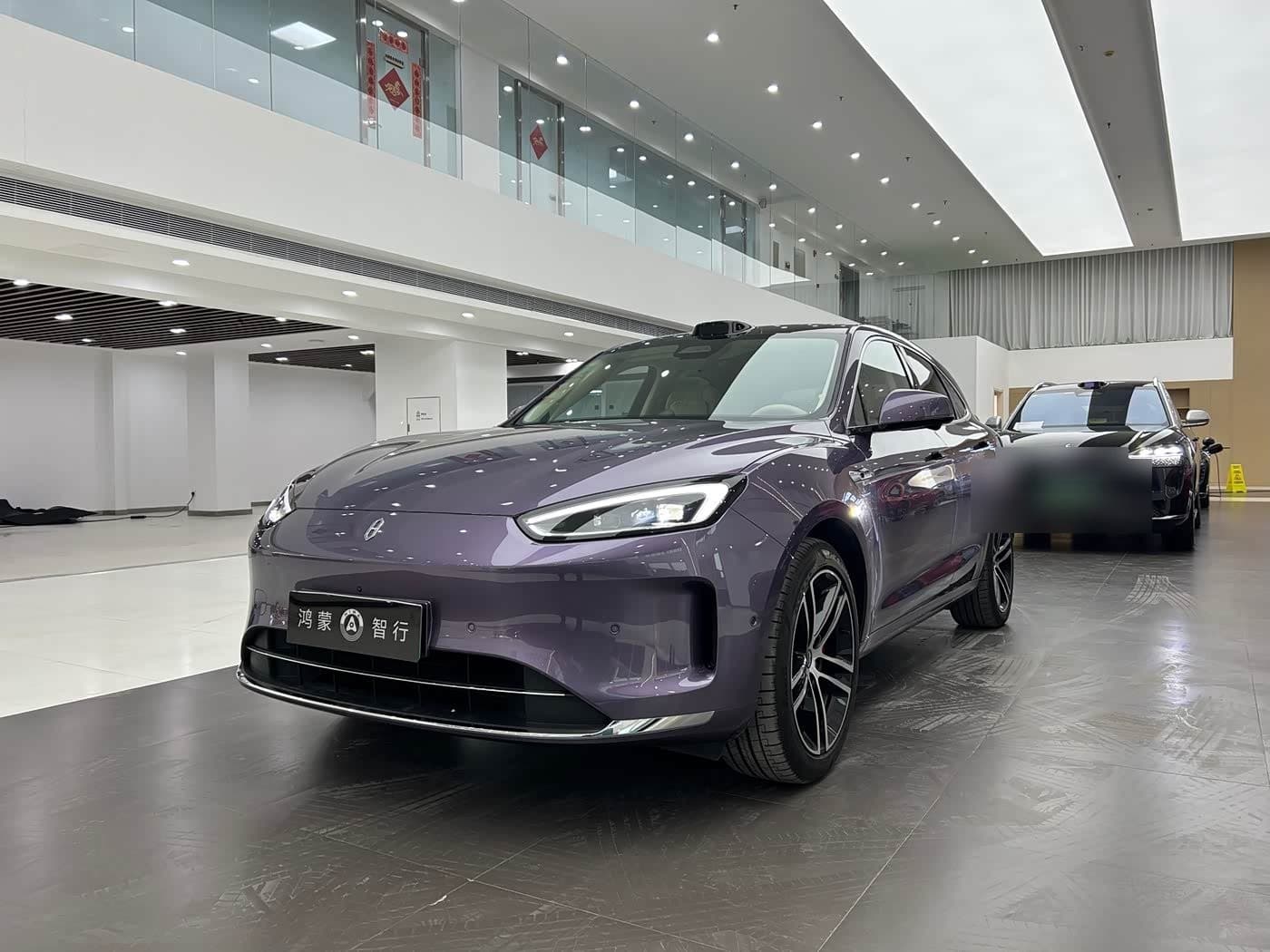 2025 AITO Wenjie AITO M5 front exterior