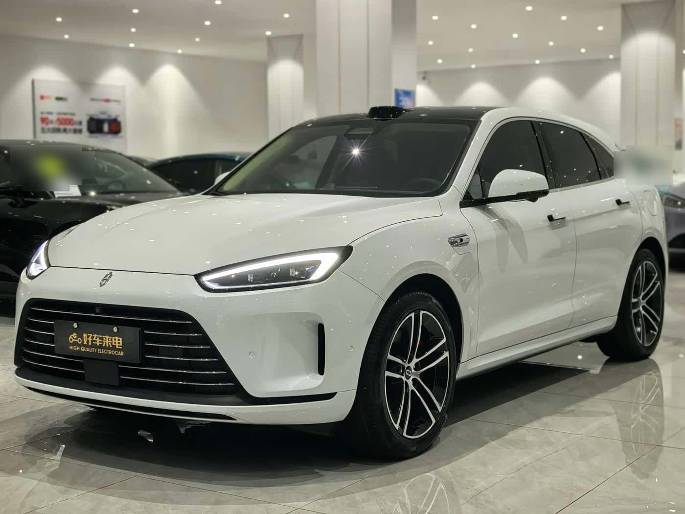 2023 AITO Wenjie AITO M5 front exterior