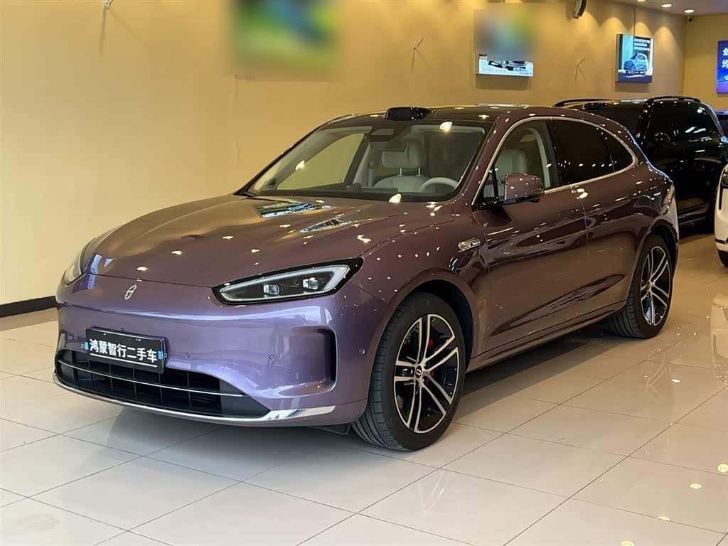 2025 AITO Wenjie AITO M5 front exterior