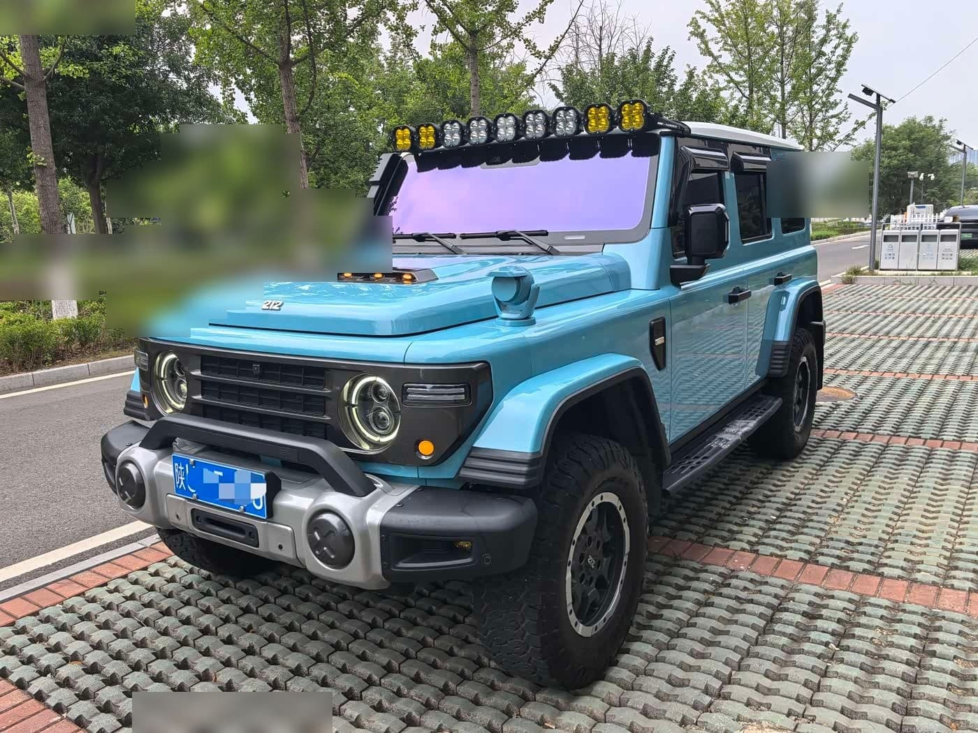 2024 212 T01 front exterior