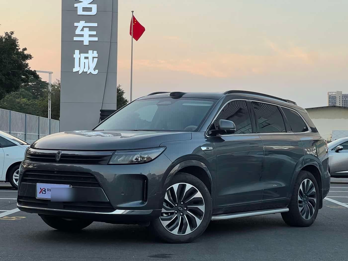 2023 AITO Wenjie AITO M7 front exterior