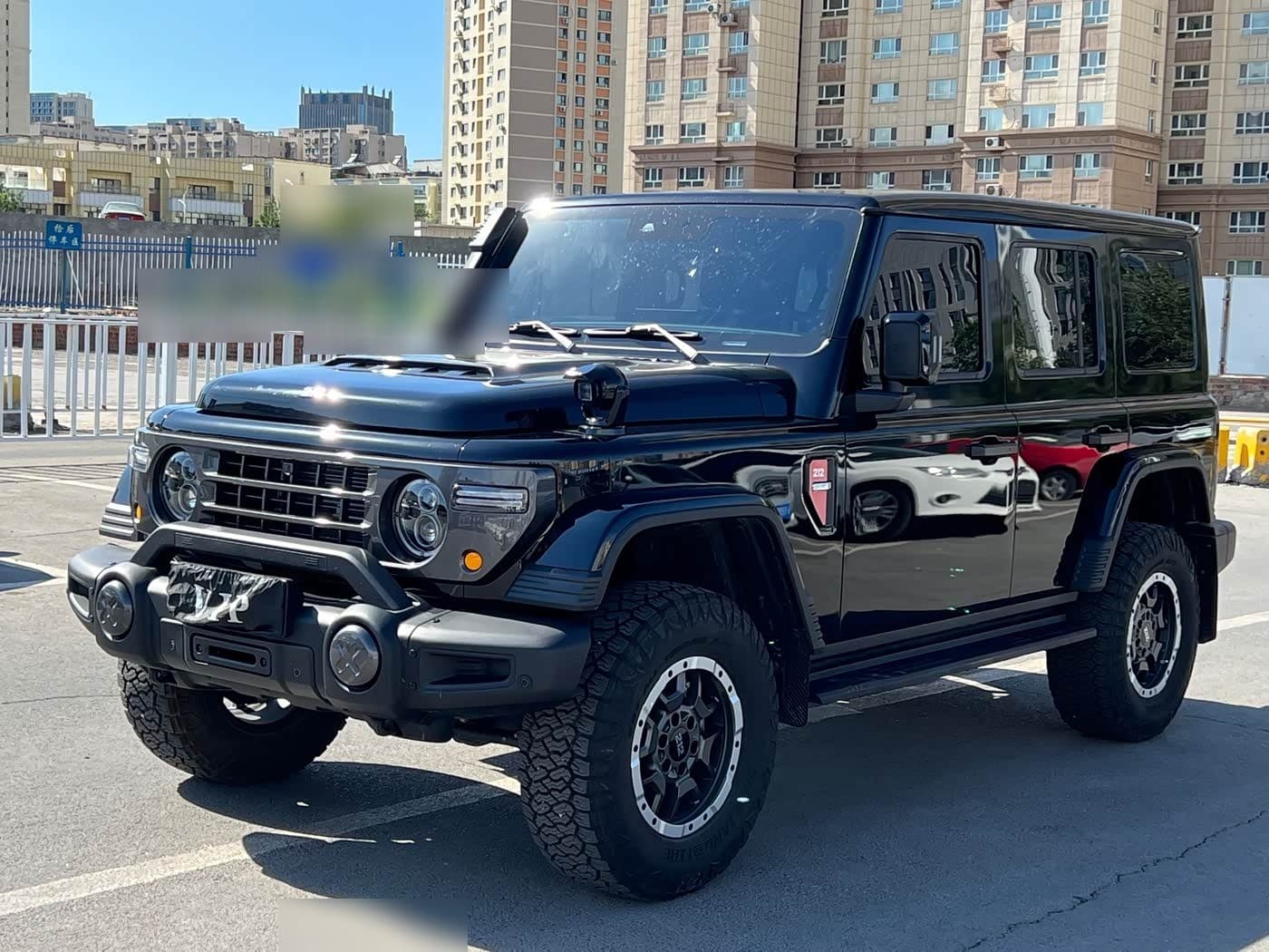 2024 212 T01 front exterior