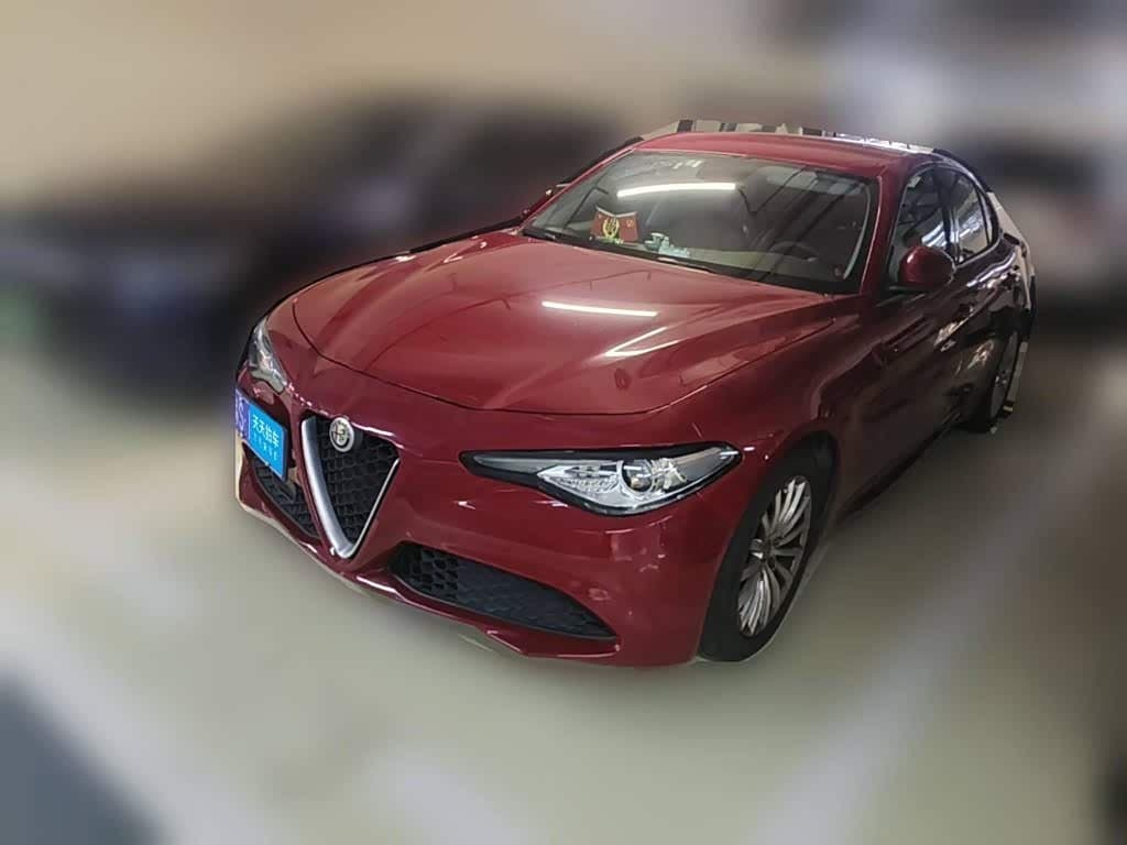 2017 Alfa Romeo Giulia front exterior