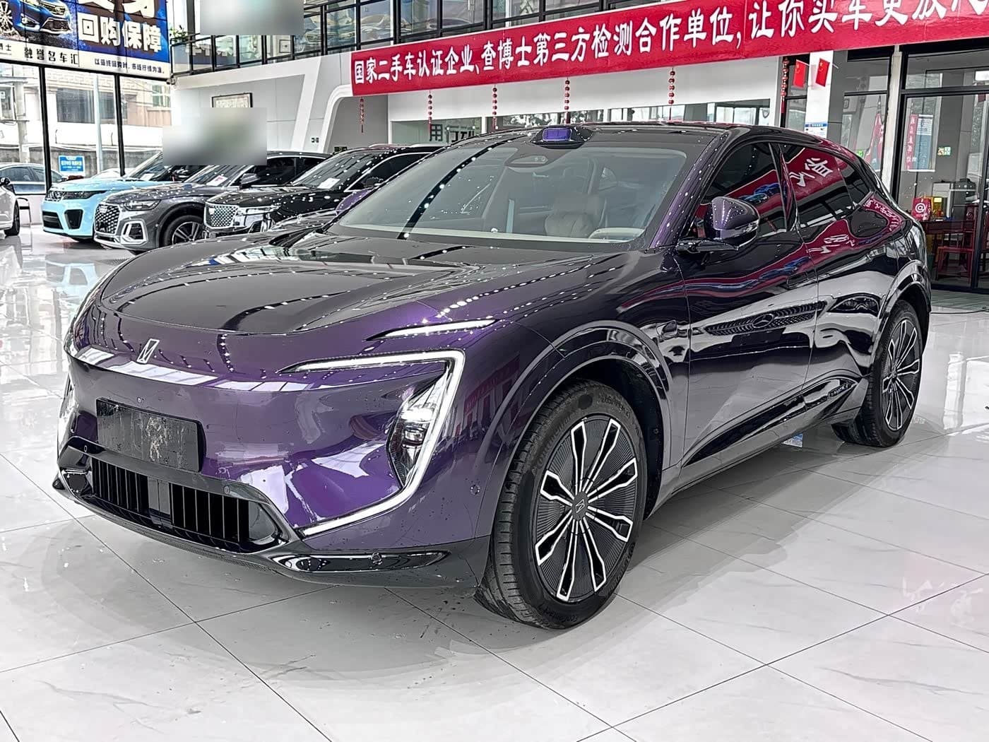 2024 Avatr 07 front exterior