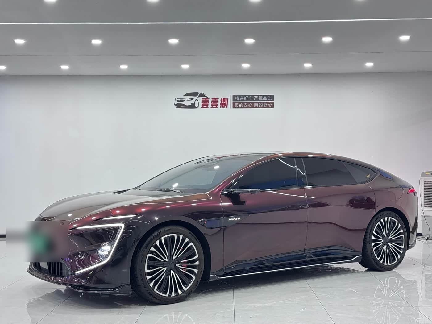 2023 Avatr 12 front exterior