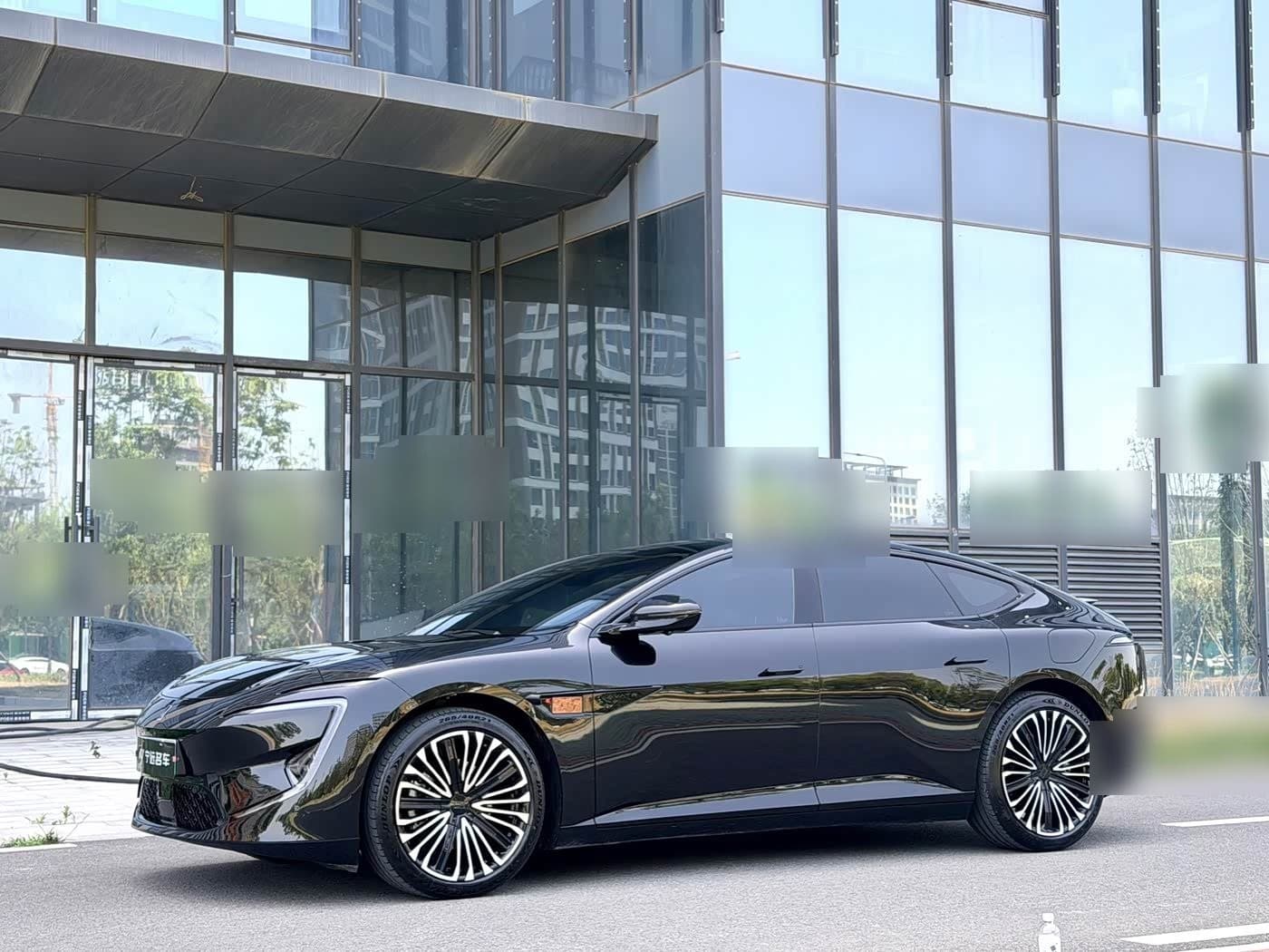 2024 Avatr 12 front exterior