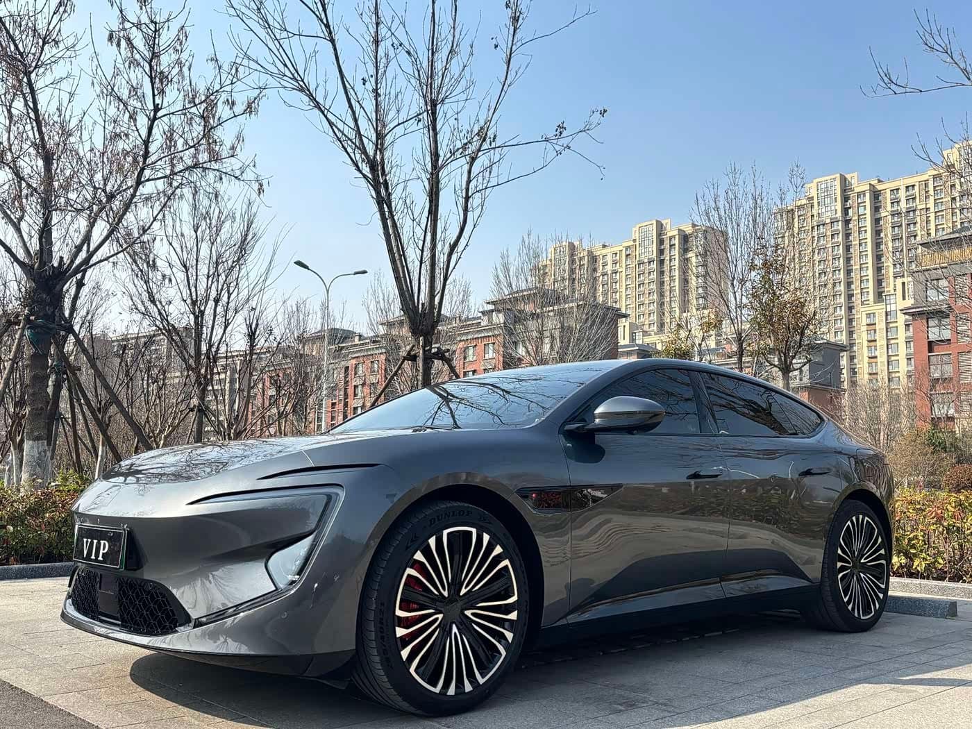 2024 Avatr 12 front exterior