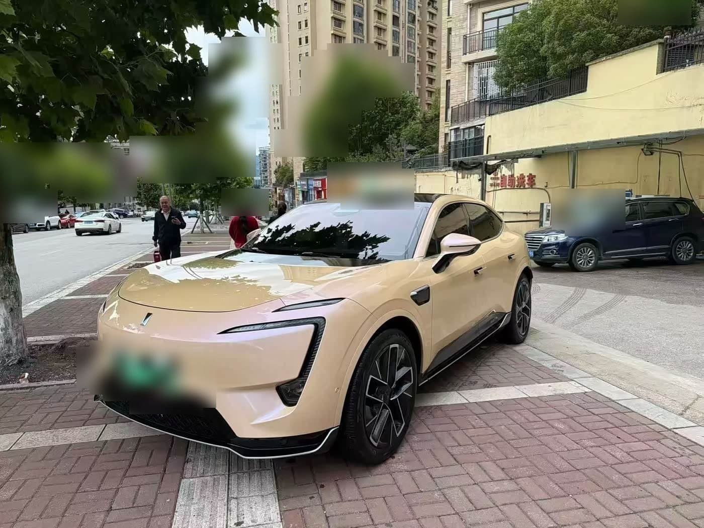 2024 Avatr 11 front exterior