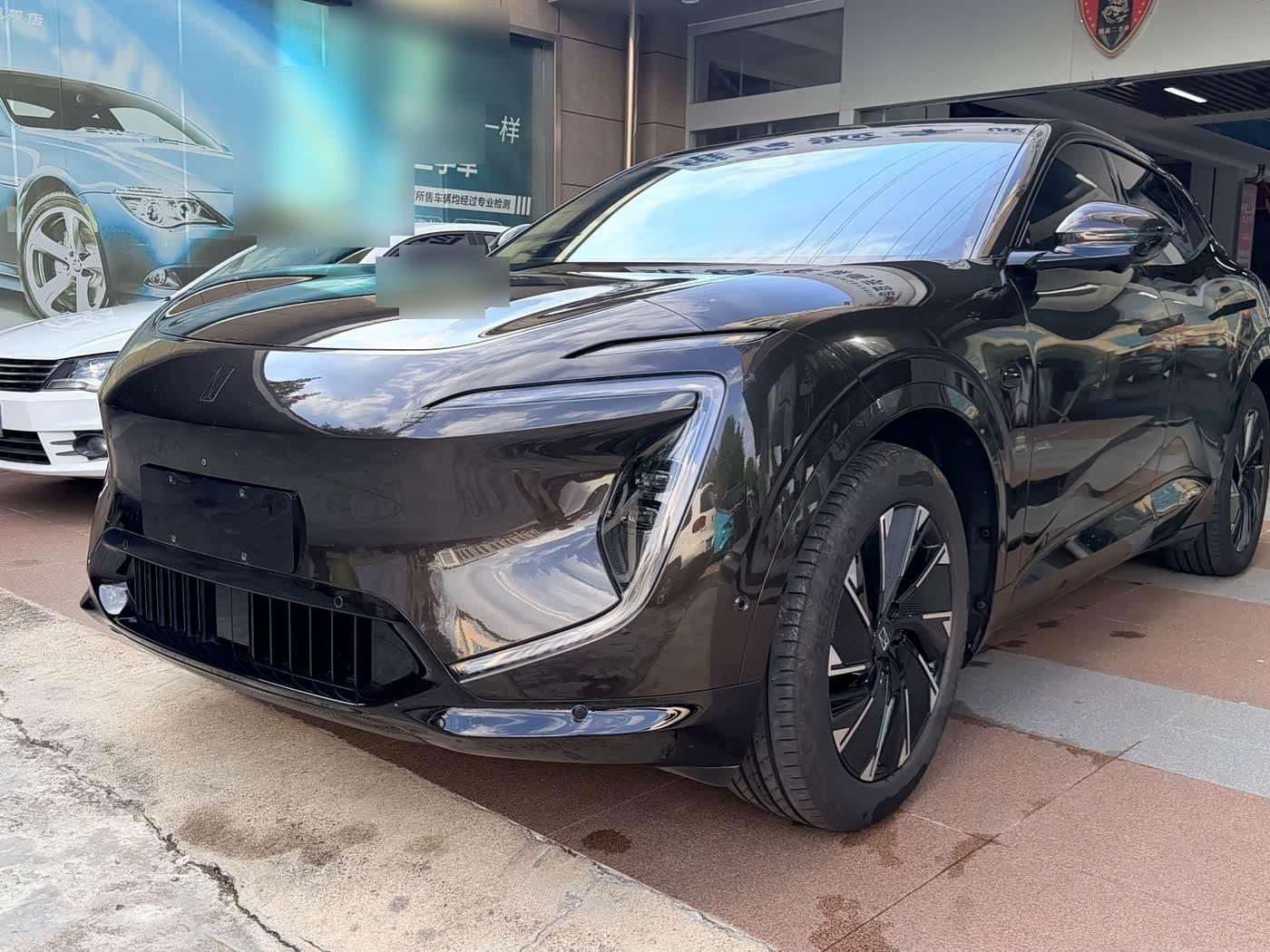 2025 Avatr 07 front exterior