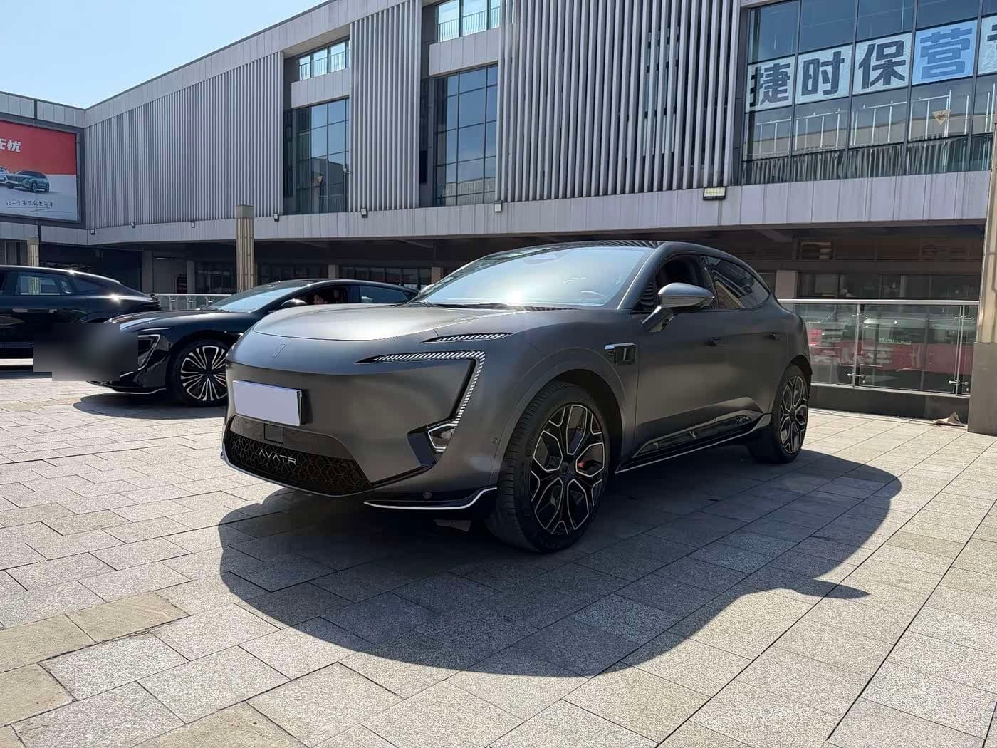 2025 Avatr 11 front exterior
