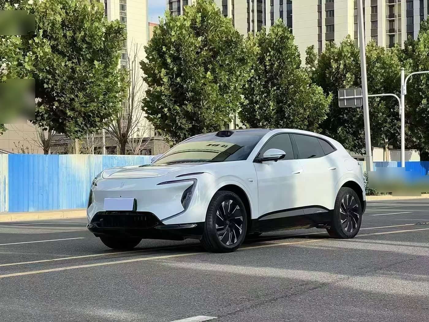 2024 Avatr 07 front exterior