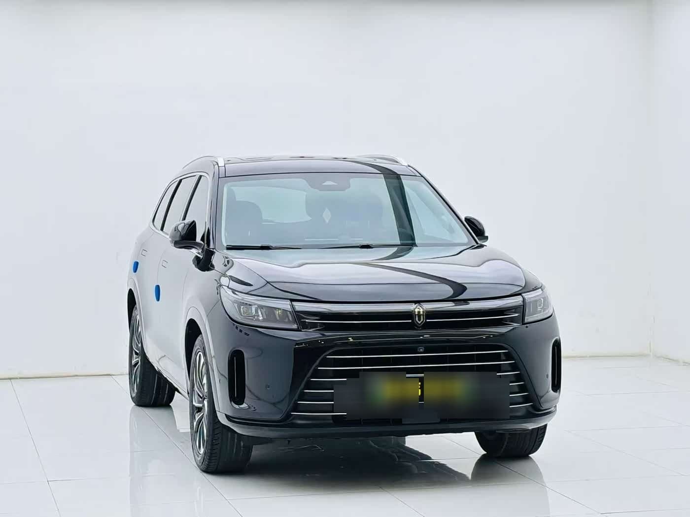 2022 AITO Wenjie AITO M7 front exterior