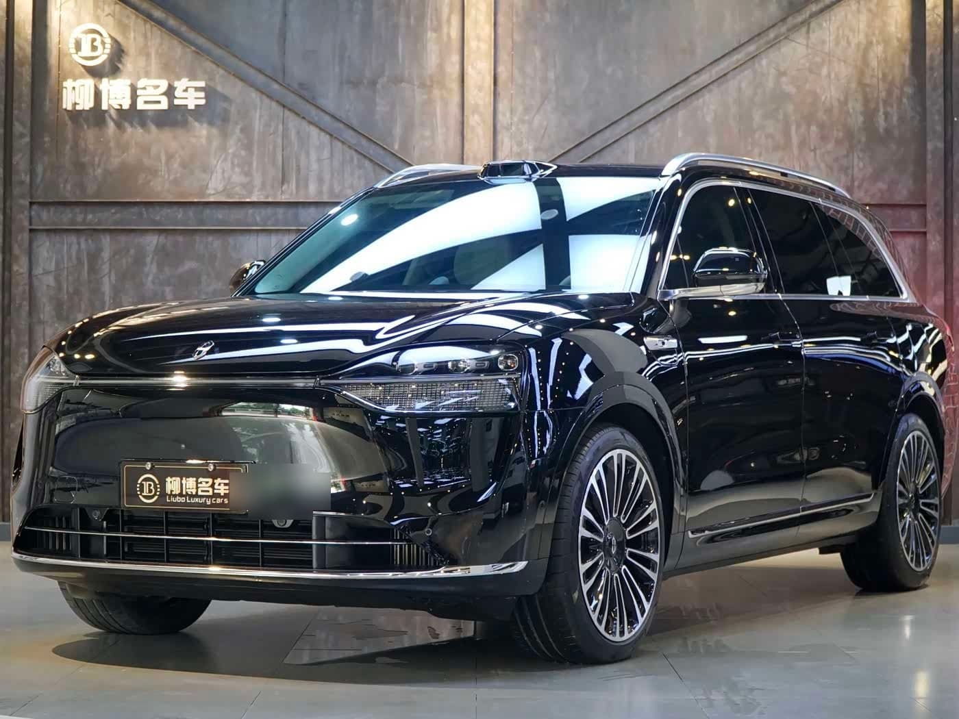2023 AITO Wenjie AITO M9 front exterior