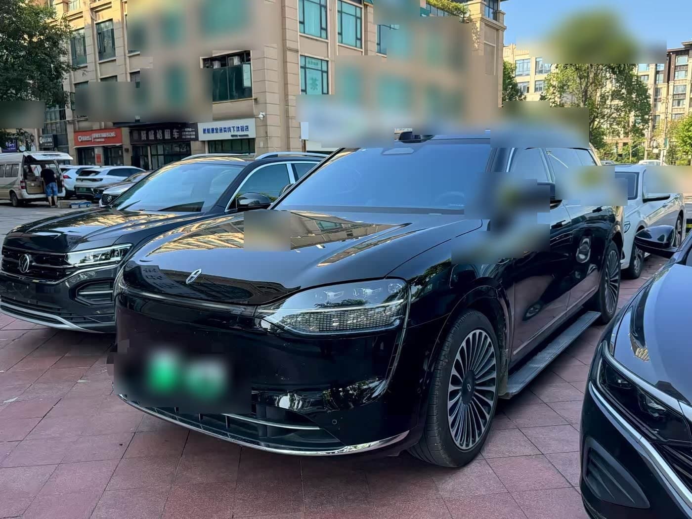 2024 AITO Wenjie AITO M9 front exterior
