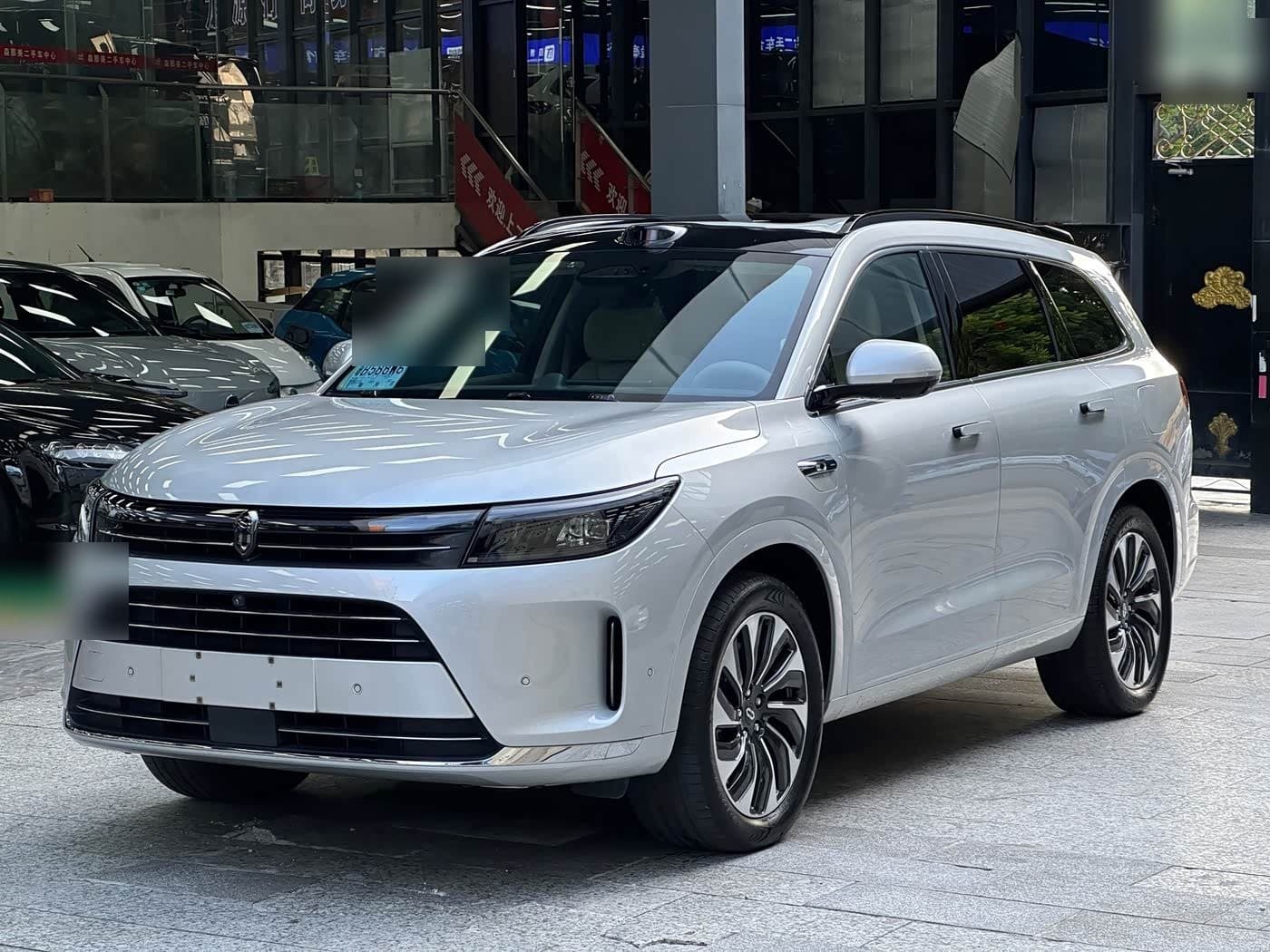 2023 AITO Wenjie AITO M7 front exterior