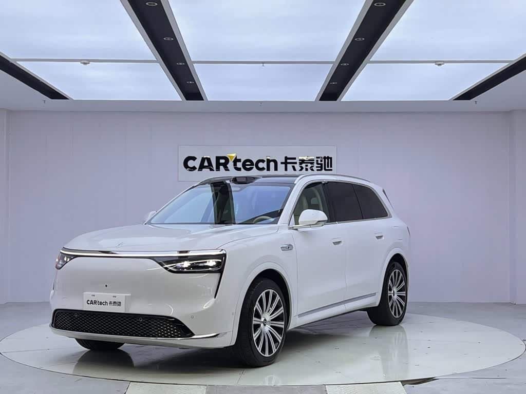 2025 AITO Wenjie AITO M8 front exterior