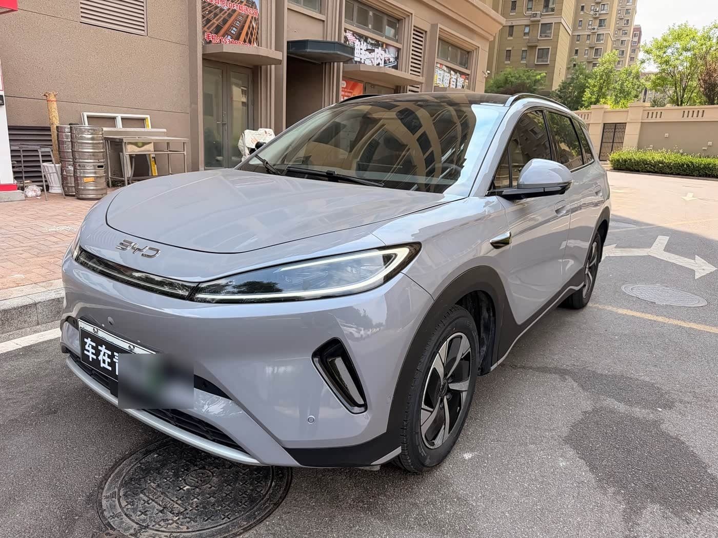 2025 BYD Hai Shi 05 EV front exterior