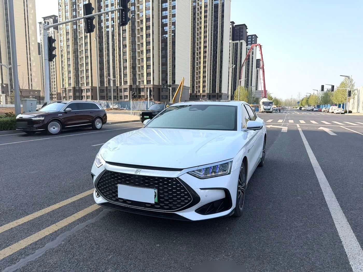 2023 BYD Han front exterior