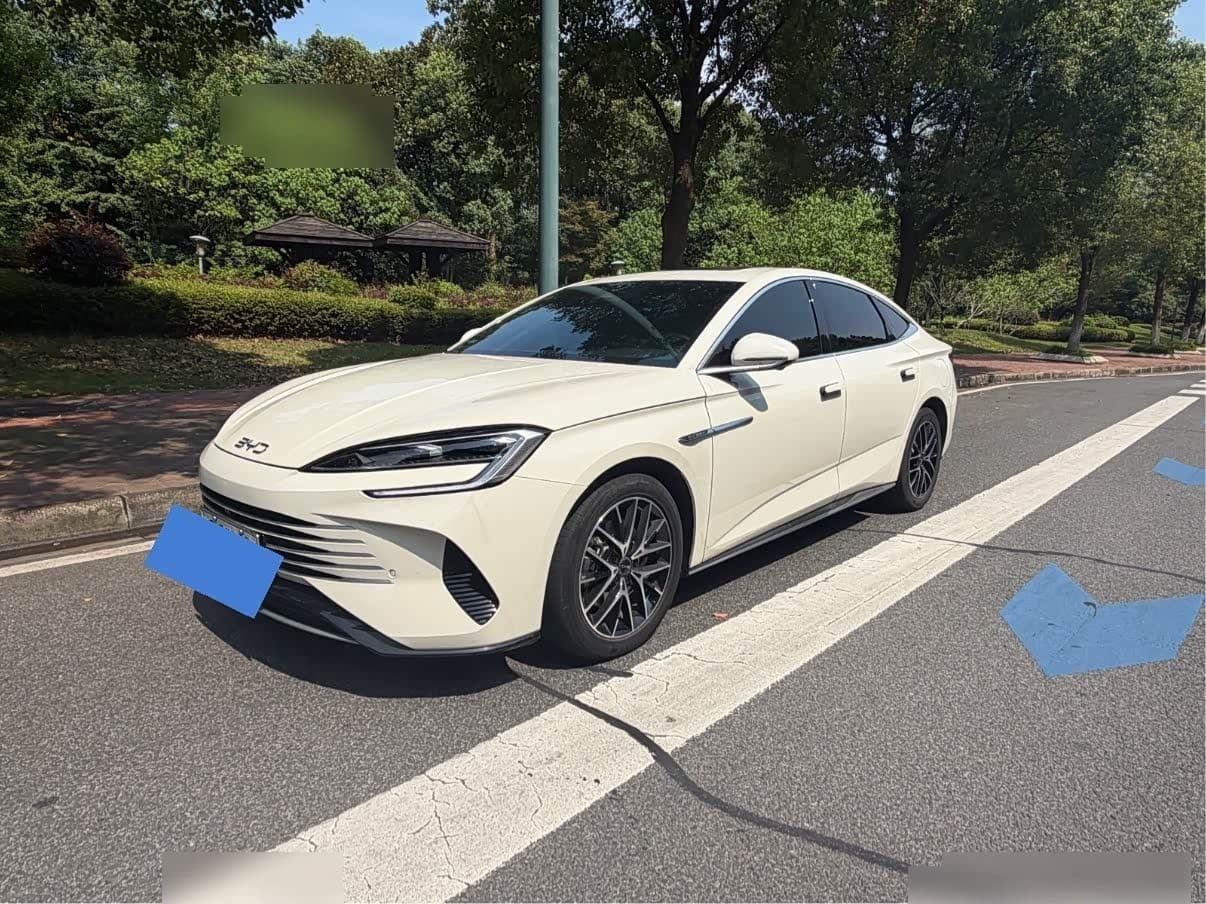2025 BYD Seal 07 DM-i front exterior