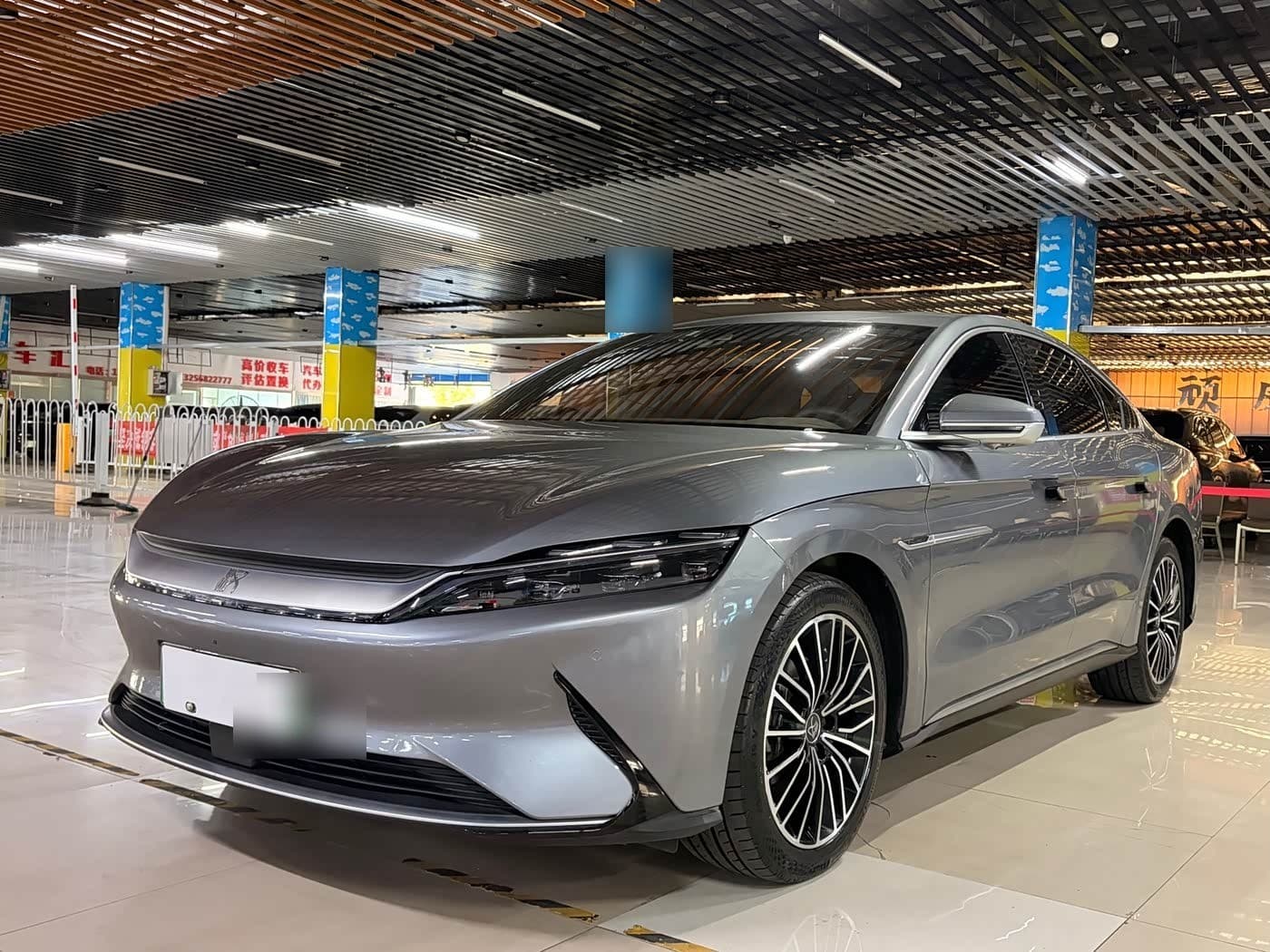 2021 BYD Han front exterior