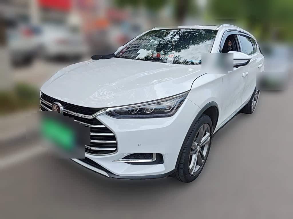 2020 BYD Tang front exterior