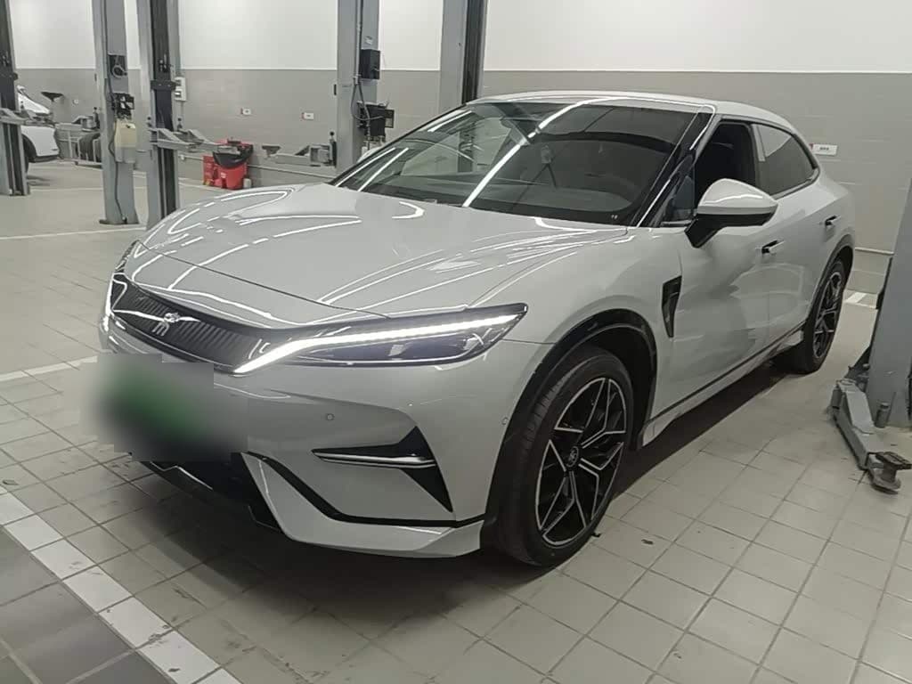2023 BYD Song L EV front exterior