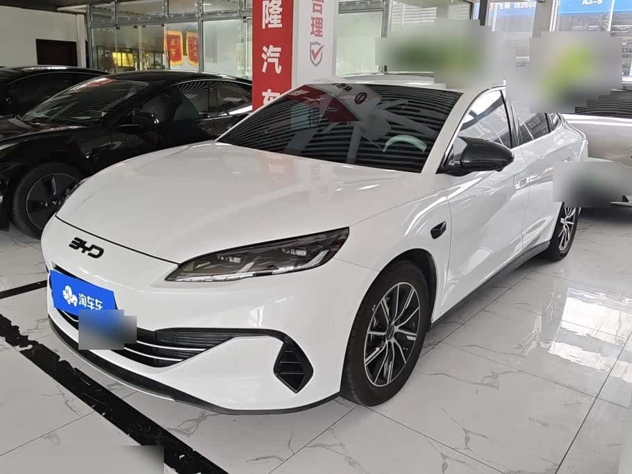 2025 BYD Seal 06 DM-i Touring front exterior