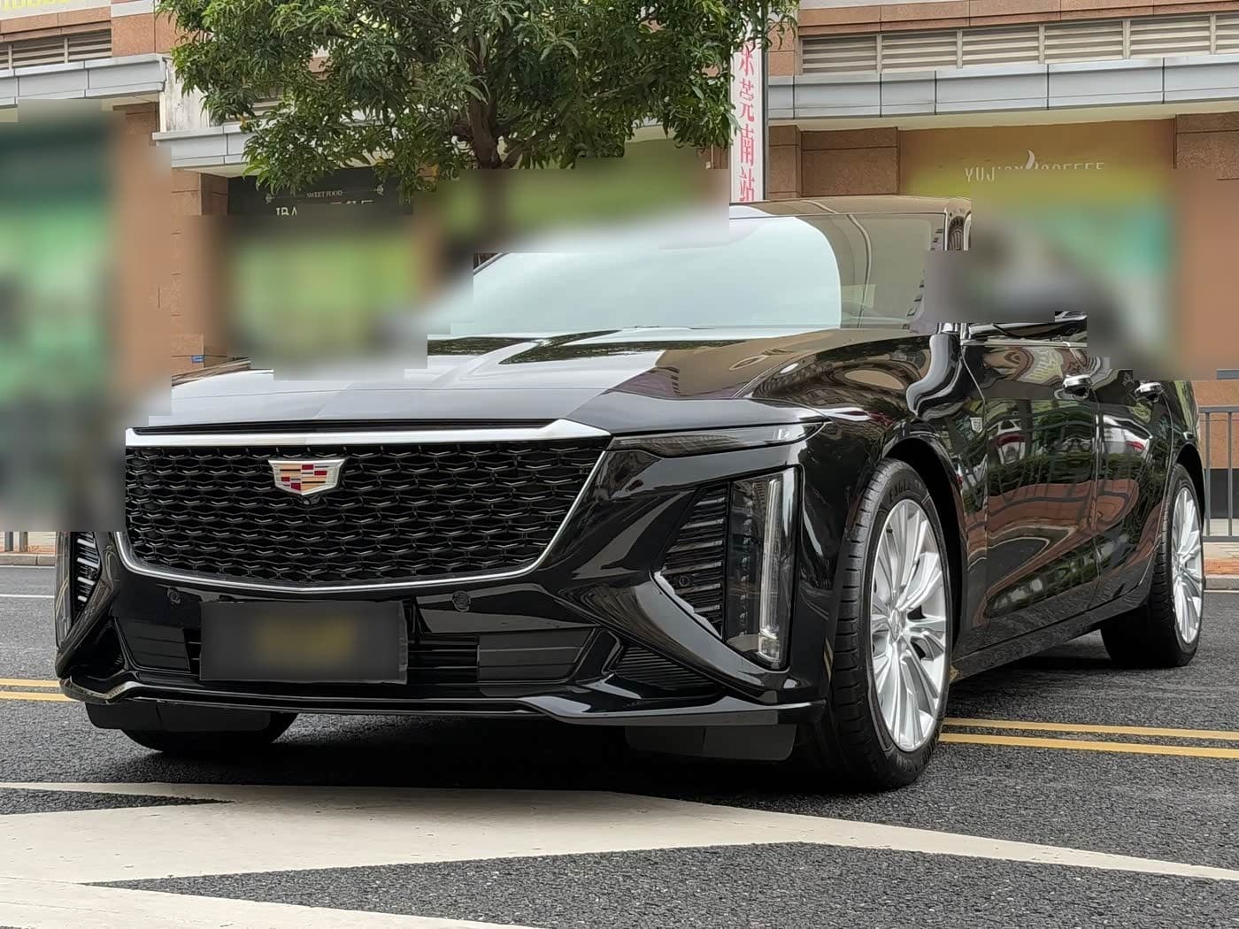 2025 Cadillac CT6 front exterior